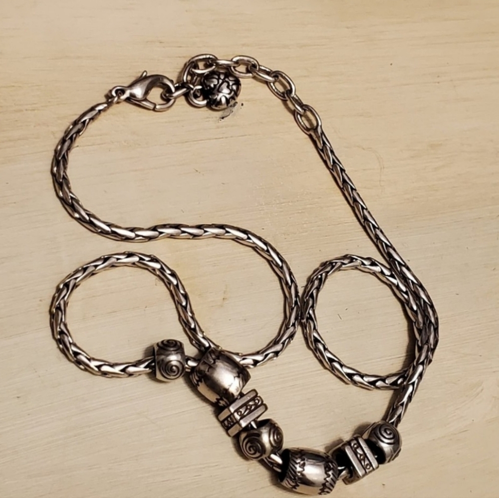Brighton Charm beaded necklace - Picture 4 of 4